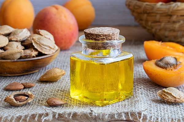 Massage à l'huile d'abricot réflexologie plantaire brest